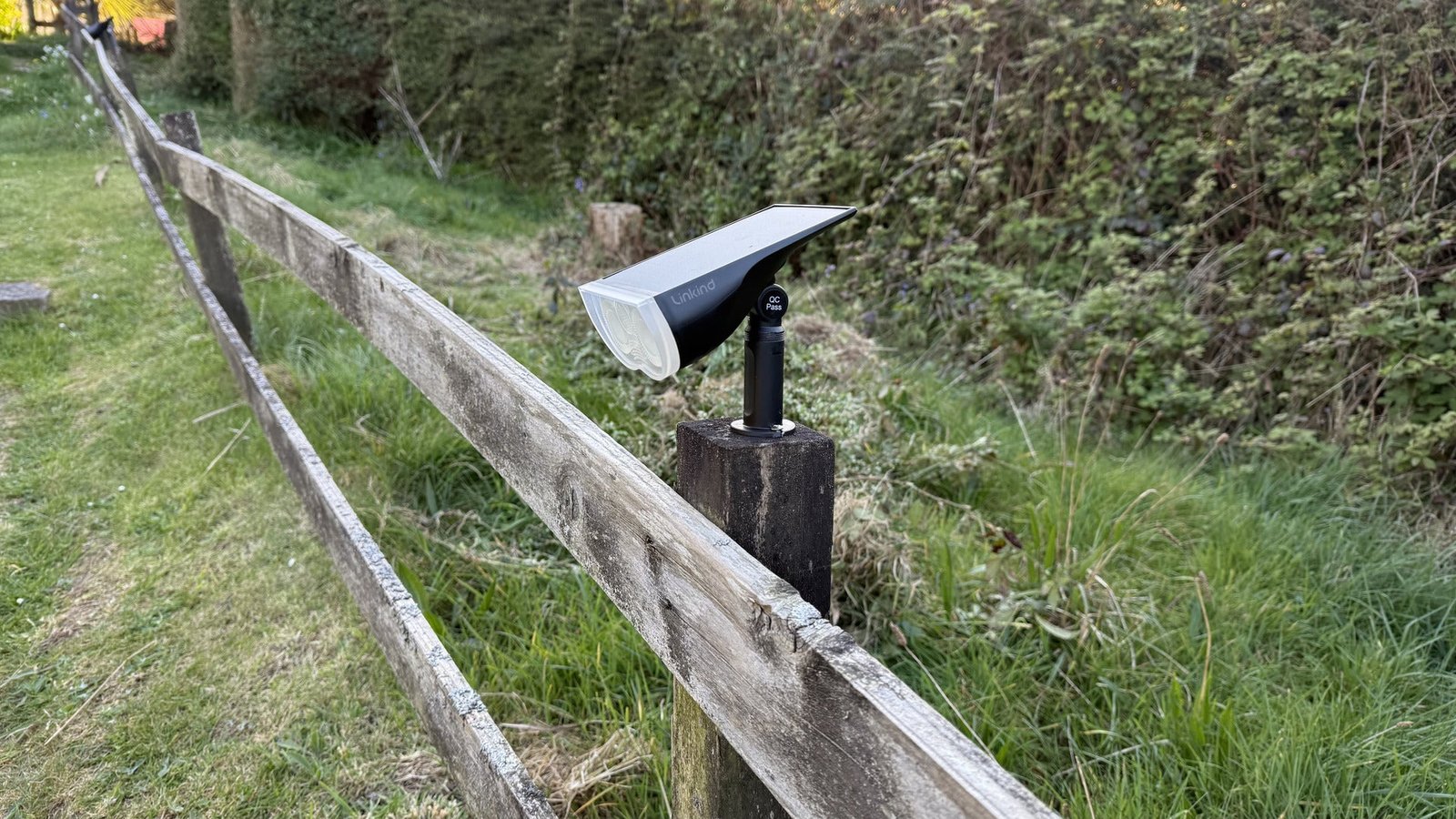 Linkind Smart Solar Spotlight SL5C Review