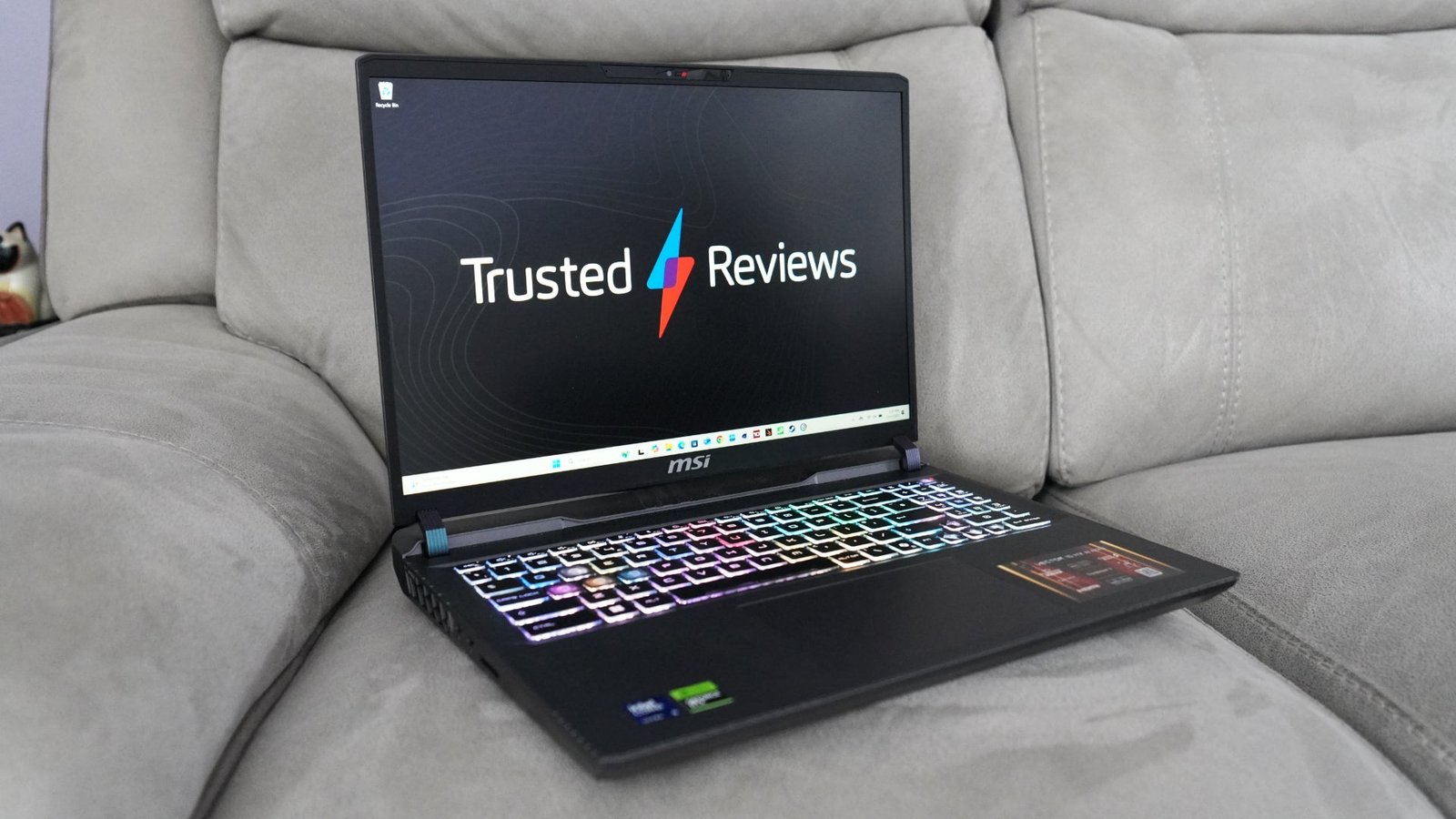 MSI Vector 16 HX AI A2XW (2025) Review